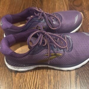 Brooks Adrenaline GTS 20 Women’s Running Sneakers Size 9.5